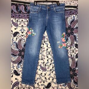 Pilcro flower embroidered straight leg jeans